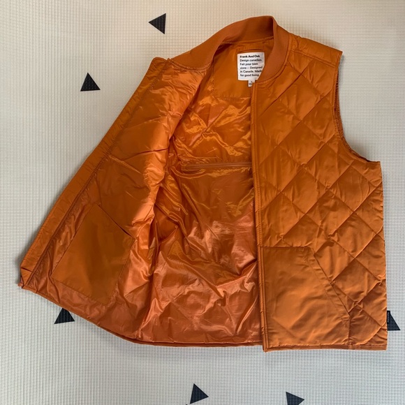 Men’s Frank and Oak orange vest - Picture 2 of 8